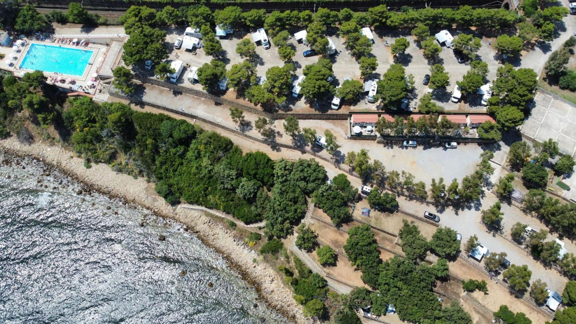 Camping & Village Rais Gerbi Pollina Buitenkant foto