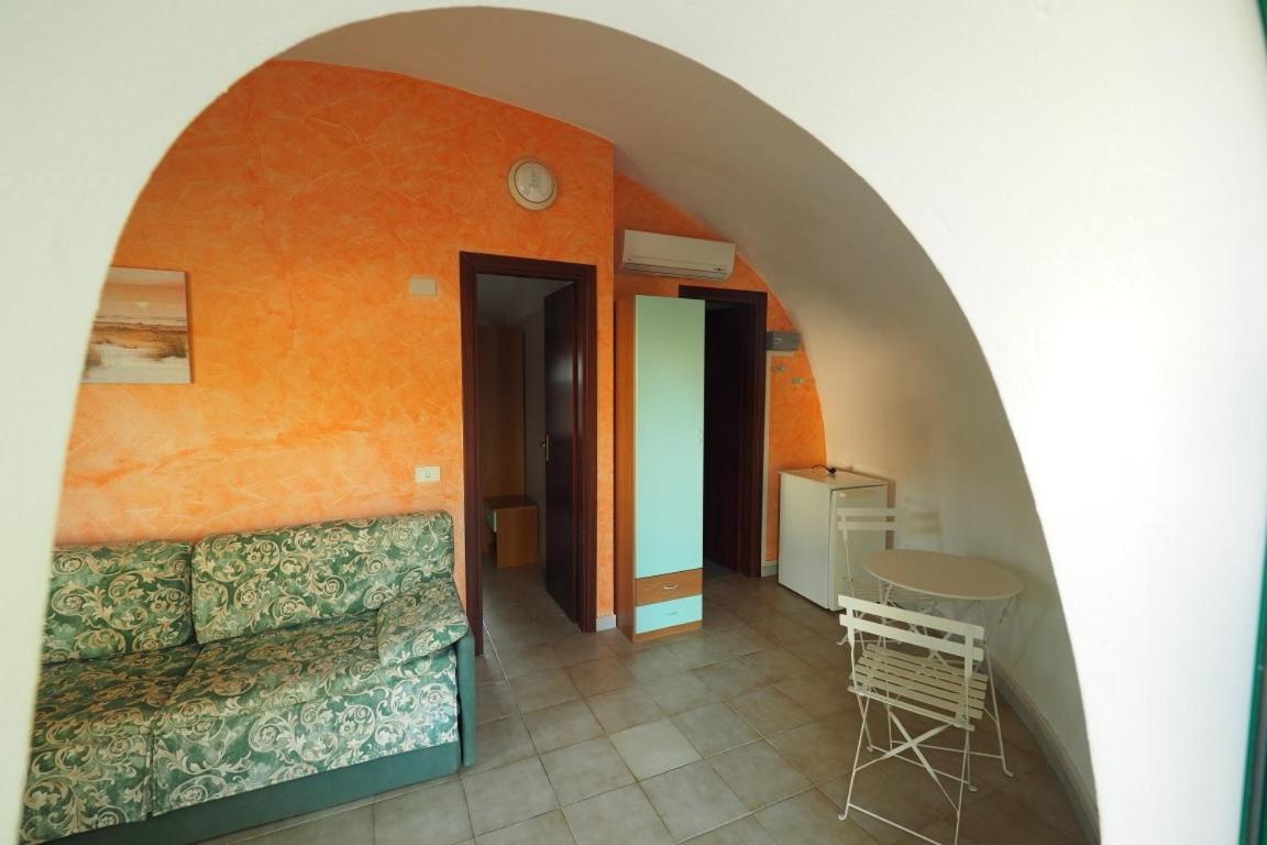 Camping & Village Rais Gerbi Pollina Buitenkant foto